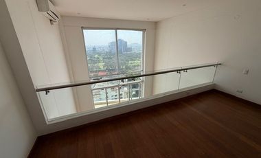 DEPARTAMENTO EN VENTA EN CERROS DE CAMACHO CON AREAS COMUNES