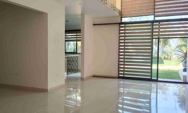 ZONA SUMIYA RENTA CASA CONDOMINIO SEGURIDAD ALBERCA TENIS GYM