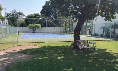 ZONA SUMIYA RENTA CASA CONDOMINIO SEGURIDAD ALBERCA TENIS GYM