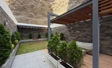 DEPARTAMENTO EN ALQUILER EN CERROS DE CAMACHO CON AREAS COMUNES