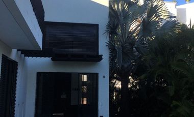 Venta de Casa campestre en Girardot, Cundinamarca.