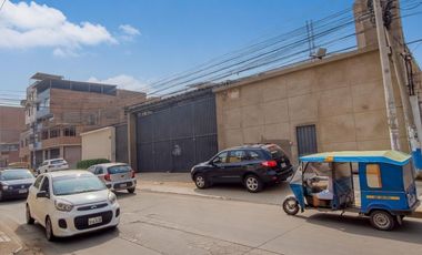 ¡OPORTUNIDAD EXCEPCIONAL EN ZONA INDUSTRIAL ATE VITARTE – POTENCIAL MIXTO ALTO!