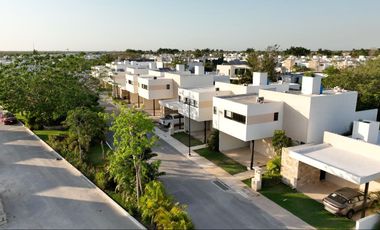 Casa en venta 3 recámaras ENTREGA INMEDIATA en privada al norte de Mérida