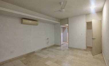 Departamento de 3 recámaras a unas cuadras de plaza la Isla