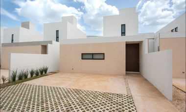 Casa en venta ENTREGA INMEDIATA 3 recámaras en Privada al Norte de Mérida