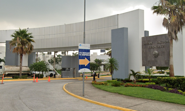 CASA EN CONDOMINIO EN VENTA EN BLVD. CRYSTAL LAGOONS 1427,  VERACRUZ, 91699 HACIENDA PARAÍSO, Veracruz (RECUPERACIÓN ADJUDICADA)