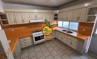 CASA EN VENTA EN JARDINES DEL COUNTRY, GUADALAJARA
