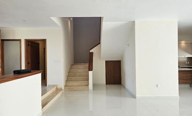 Casa en NOVATERRA zona Real