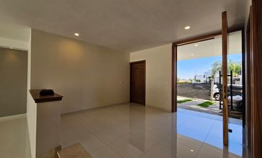 Casa en NOVATERRA zona Real