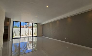 Casa en NOVATERRA zona Real