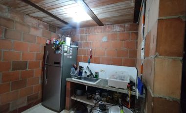 VENTA CASA DOS PISOS UNIFAMILIAR CORDOBA RESERVADO