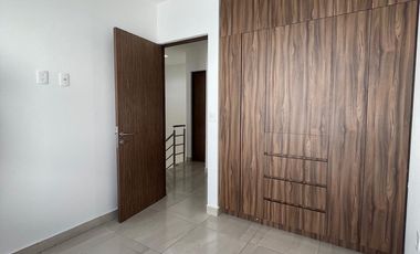 CASA AMPLIA Y CÓMODA EN RENTA EN ZAKIA