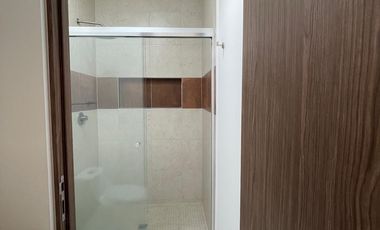 CASA AMPLIA Y CÓMODA EN RENTA EN ZAKIA