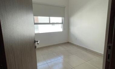 CASA AMPLIA Y CÓMODA EN RENTA EN ZAKIA