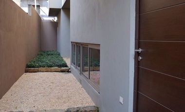 CASA EN RENTA EN CANTERIAS CARRETERA NACIONAL
