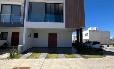 Se vende casa coto Vitana, AltaVista Residencial,