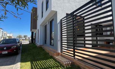 Se vende casa coto Vitana, AltaVista Residencial,