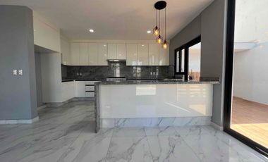 Se vende casa coto Vitana, AltaVista Residencial,