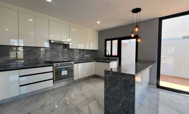 Se vende casa coto Vitana, AltaVista Residencial,