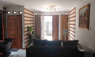 Dijual Rumah tipe 300m2 + Kolam Renang di Kambang Iwak Palembang