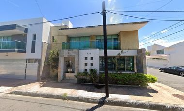 Casa de Playa en Costa de Oro