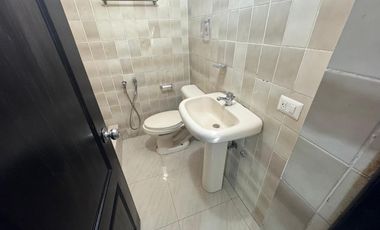 CIUDADELA KENNEDY NORTE VENDO PRECIOSO Y AMPLIO DEPARTAMENTO IDEAL PARA VIVIENDA O CONSULTORIOS  DE MEDICOS