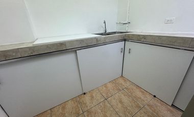 CIUDADELA KENNEDY NORTE VENDO PRECIOSO Y AMPLIO DEPARTAMENTO IDEAL PARA VIVIENDA O CONSULTORIOS  DE MEDICOS