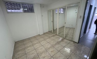 CIUDADELA KENNEDY NORTE VENDO PRECIOSO Y AMPLIO DEPARTAMENTO IDEAL PARA VIVIENDA O CONSULTORIOS  DE MEDICOS