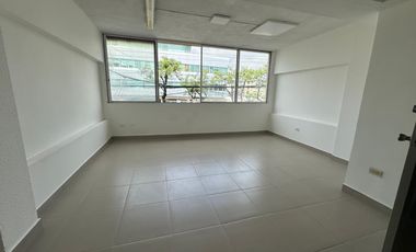 CIUDADELA KENNEDY NORTE VENDO PRECIOSO Y AMPLIO DEPARTAMENTO IDEAL PARA VIVIENDA O CONSULTORIOS  DE MEDICOS
