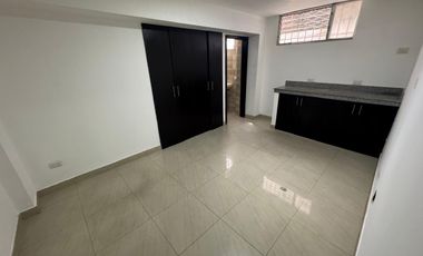 CIUDADELA KENNEDY NORTE VENDO PRECIOSO Y AMPLIO DEPARTAMENTO IDEAL PARA VIVIENDA O CONSULTORIOS  DE MEDICOS