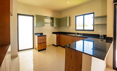 Casa de 3 y 4 recámaras en venta en Real Montejo en Mérida