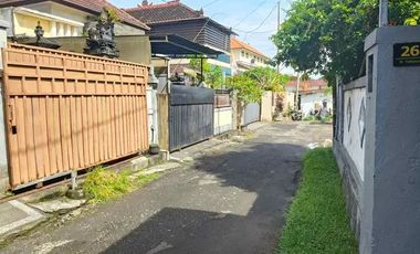 DI JUAL MINIMALIS LANTAI, 1 LOKASI JALAN A YANI, DENPASAR UTARA LINGKUNGAN TENANG DAN ASRI