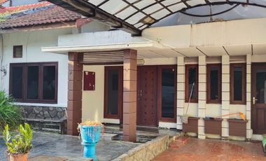Disewakan Rumah Darmo Sentosa Raya