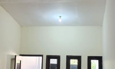 Disewakan Rumah Darmo Sentosa Raya