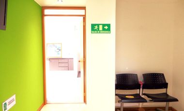 Para Consultorio Médico u Oficina!!!! Excelente Ubicación, Iluminada y Silenciosa.