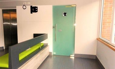 Para Consultorio Médico u Oficina!!!! Excelente Ubicación, Iluminada y Silenciosa.