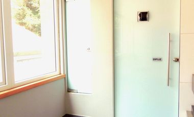 Para Consultorio Médico u Oficina!!!! Excelente Ubicación, Iluminada y Silenciosa.