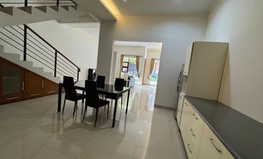 Dijual Rumah Modern Baru Renov dalam Cluster, Sayap Sutami Bandung