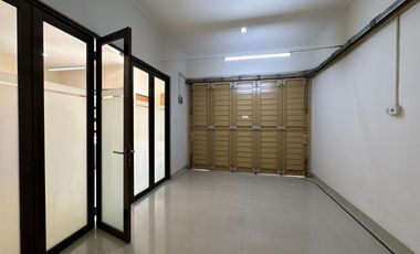 Dijual Rumah Modern Baru Renov dalam Cluster, Sayap Sutami Bandung