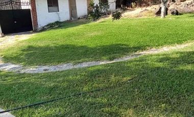¡Venta de casa con gran terreno!
