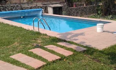 ¡Venta de casa con gran terreno!