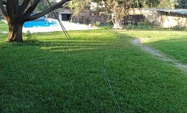 ¡Venta de casa con gran terreno!