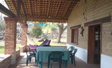 ¡Venta de casa con gran terreno!