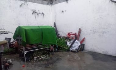 Rumah Halaman Luas (300m²) di Lokasi Strategis Jl. Jaya Wijaya, Mojosongo, Jebres