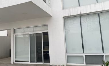 CASA EN RENTA EN EL BARRO EN  FRACCIONAMIENTO SANTA ISABEL