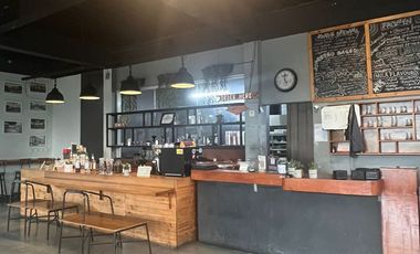 RUANG USAHA BAGUS STRATEGIS COCOK UNTUK CAFE SIAP PAKAI DI KOLONEL MASTURI CIMAHI