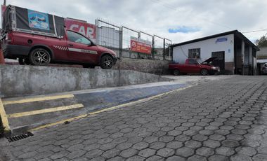 Terreno en venta en Ambato ideal para locales y departamentos en Av. Indoamérica, sector Izamba vía Quito