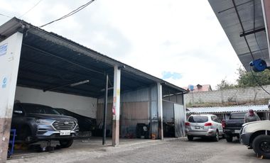 Terreno en venta en Ambato ideal para locales y departamentos en Av. Indoamérica, sector Izamba vía Quito
