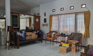 Dijual Rumah di kawasan Komplek Batu Indah, Buah Batu, Batununggal dan Kelurahan Kujangsari, Bandung Kidul.