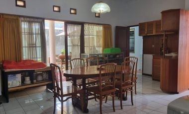 Dijual Rumah di kawasan Komplek Batu Indah, Buah Batu, Batununggal dan Kelurahan Kujangsari, Bandung Kidul.